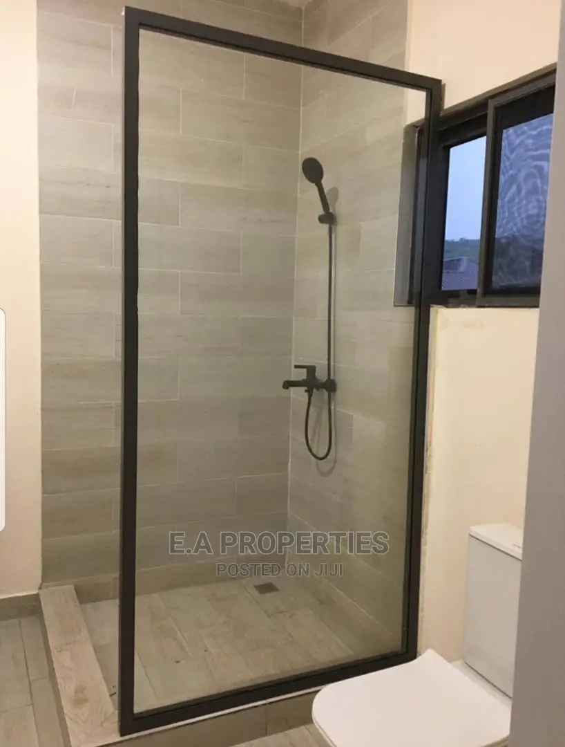 3bdrm House in E a Properties, Ghana Flag for Sale