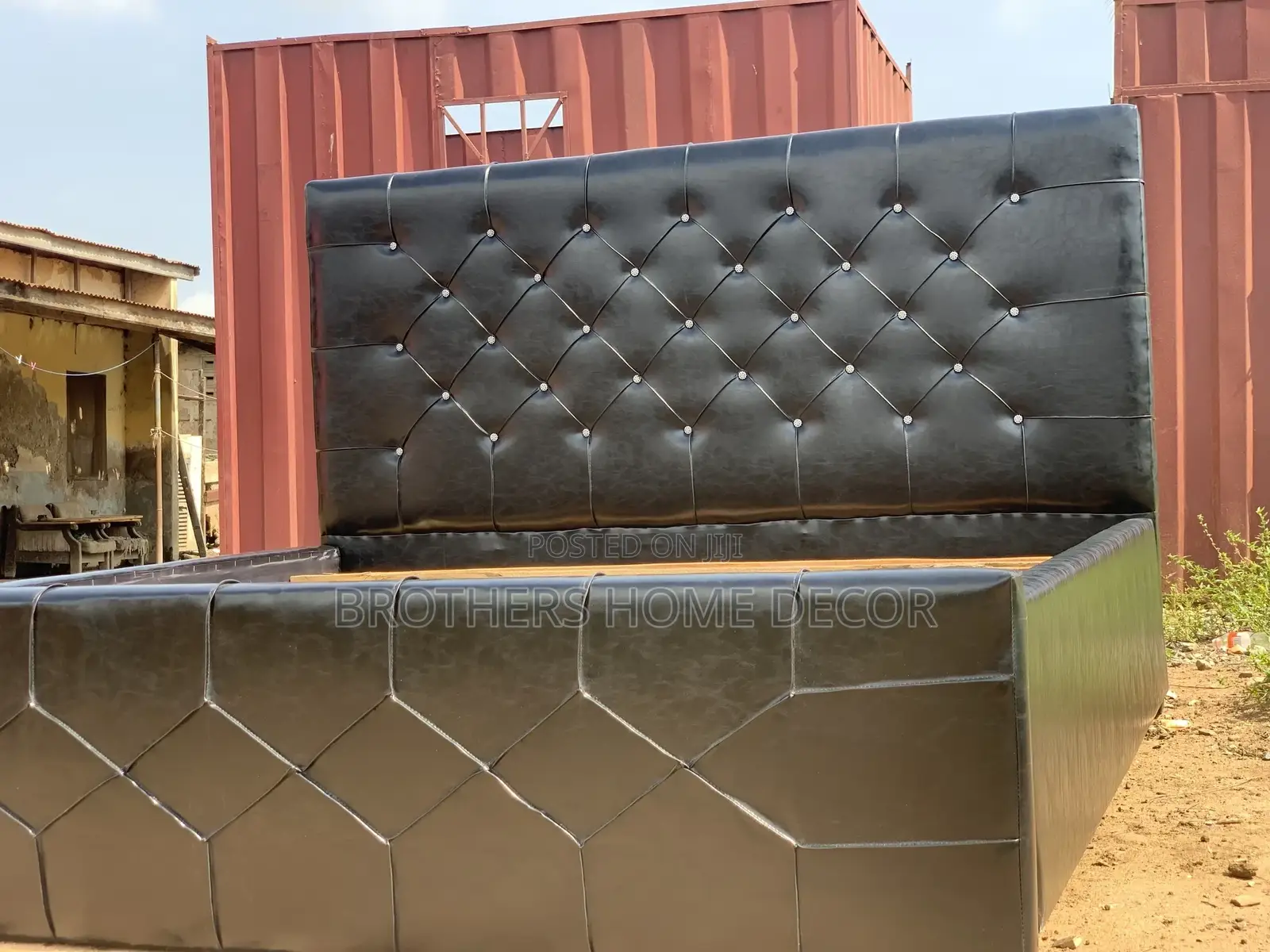 72x75 Queen Size Bedframe