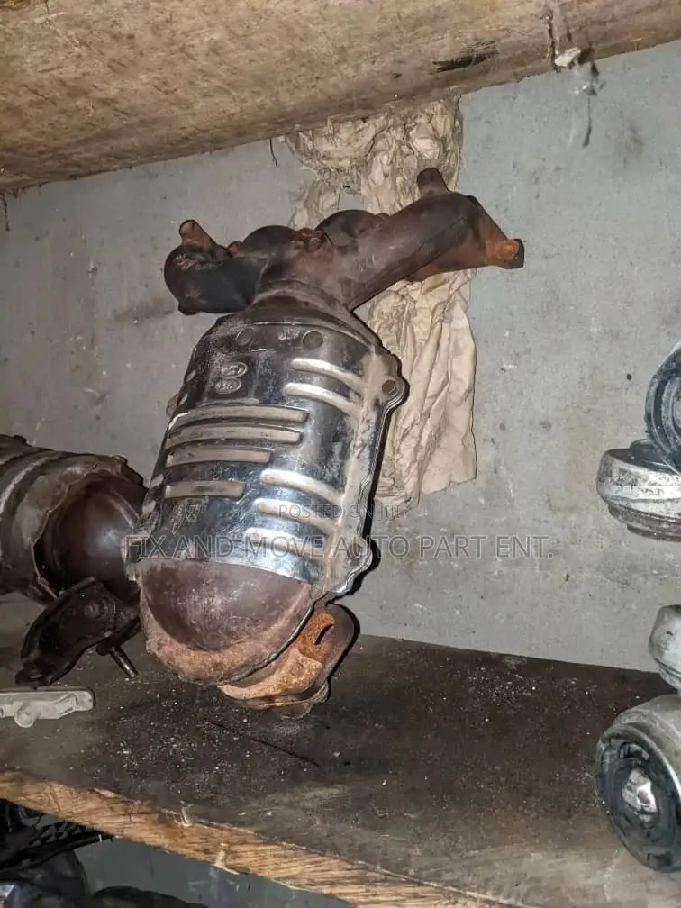 Engine and Exhaust CATALYTIC CONVERTER in Stock for All Cars