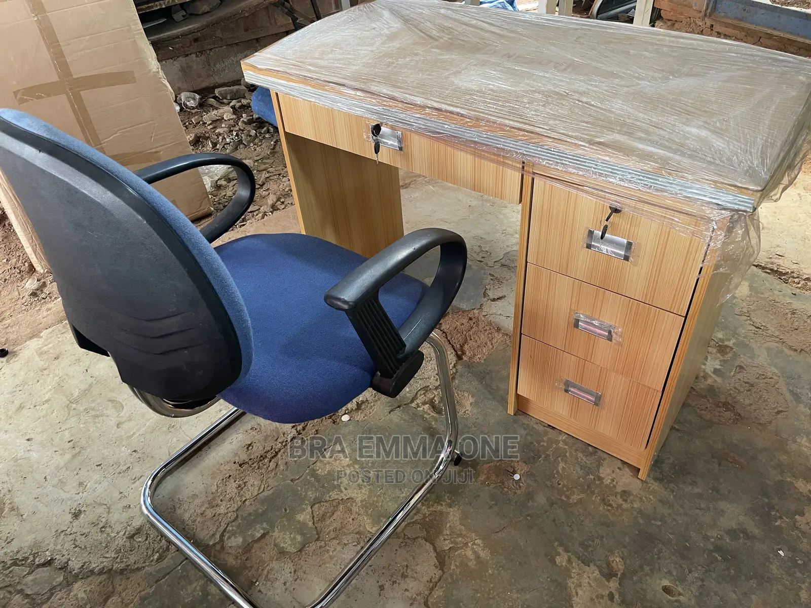 100x50cm Office Table and Uk Used Chair