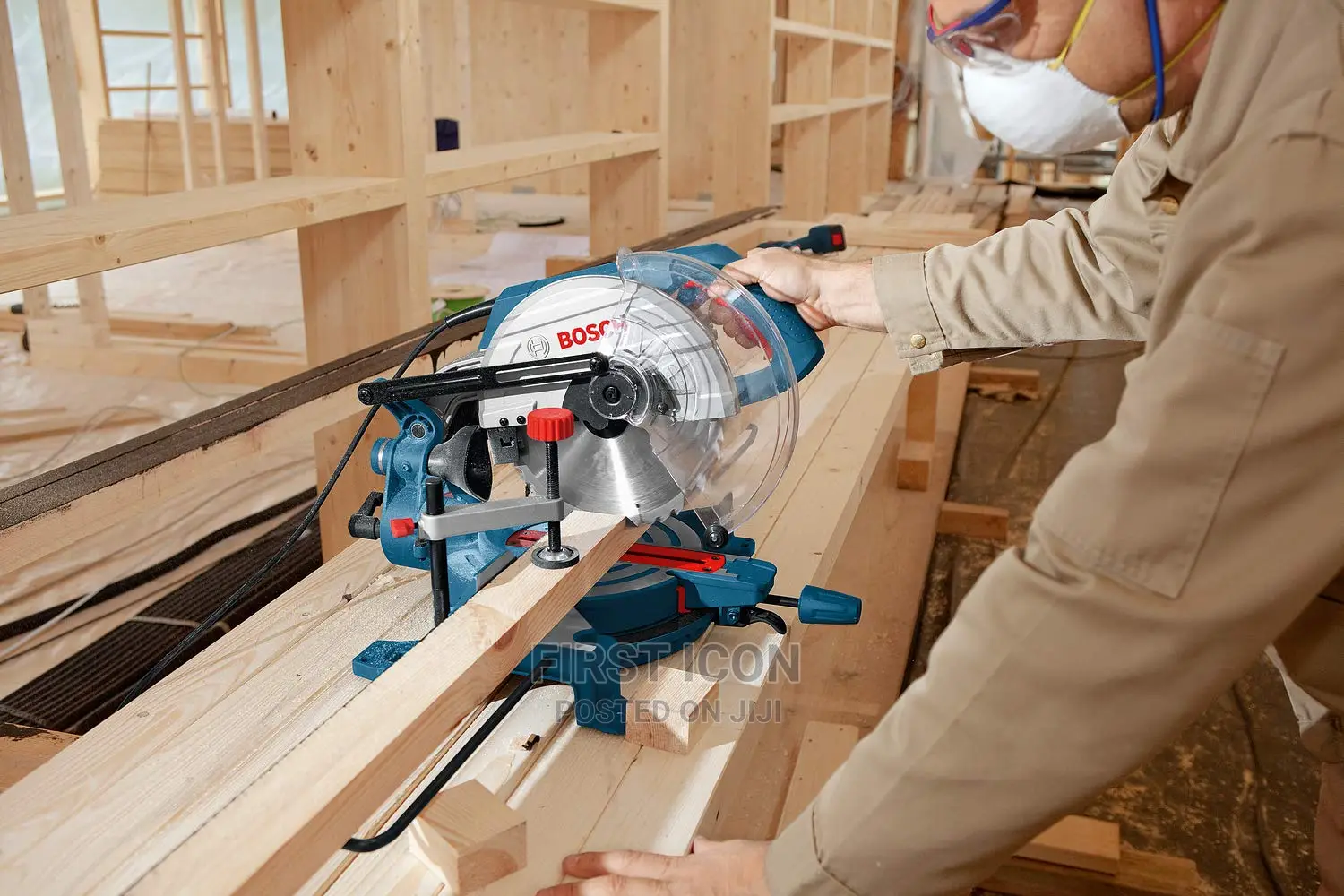 GCM 10 MX BOSCH Professional Sliding Mitre Saw