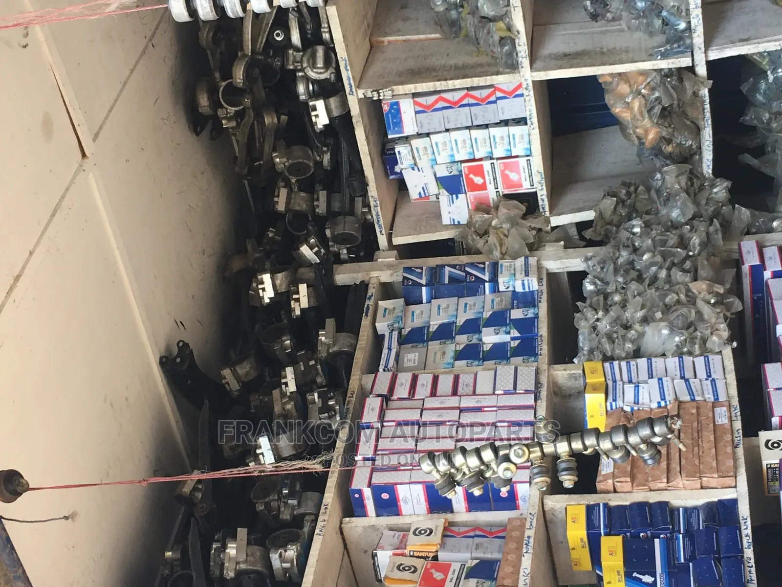 All Kind of Car Lowerarms and Ball Joint and Stabilizer Link