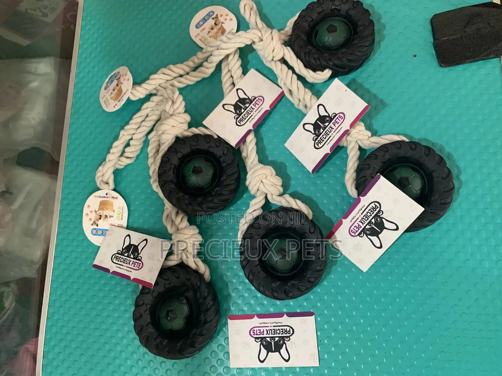 Tire Like Ball Toy for Dogs and Cats