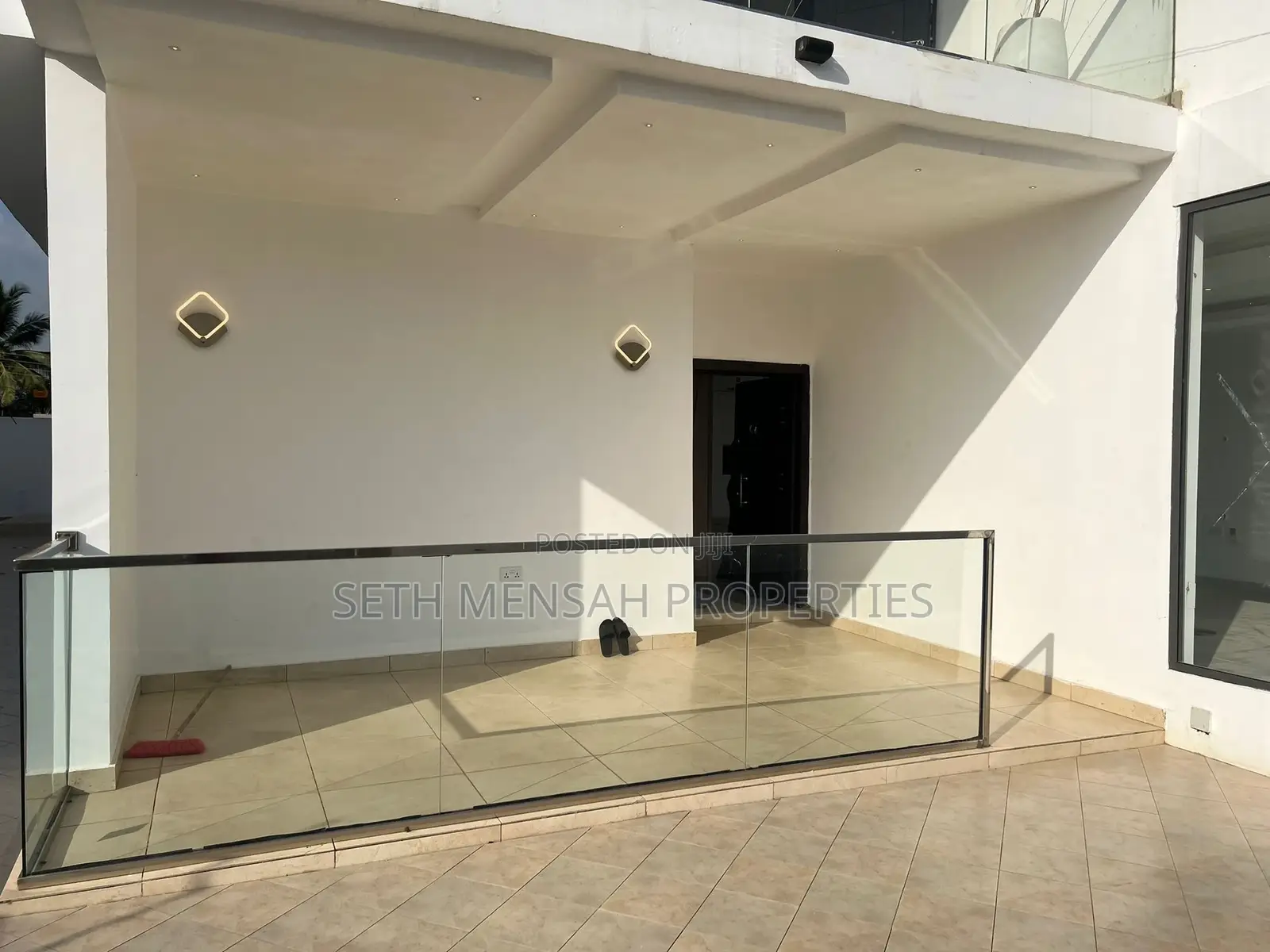 4bdrm House in Skm, East Legon for Sale