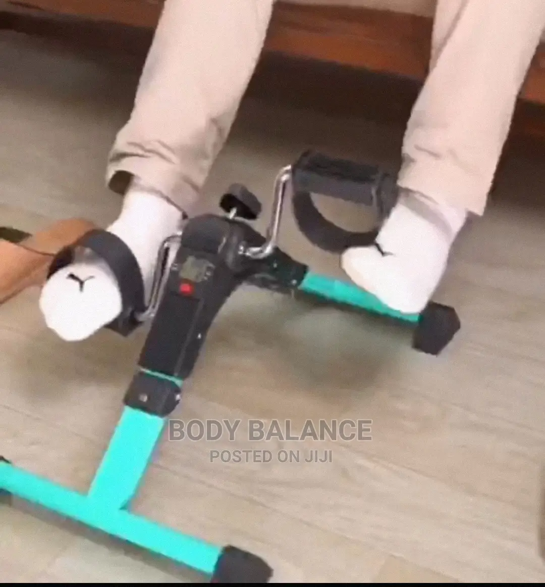 Exercise Paddle for Stroke Patients and the Aged