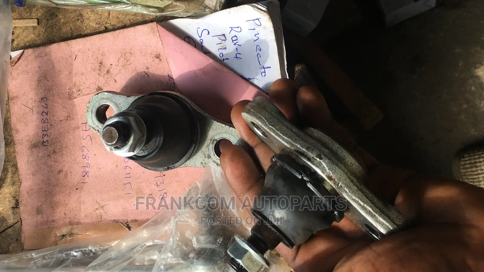 Hyundai Tucson 2008 Balljoint