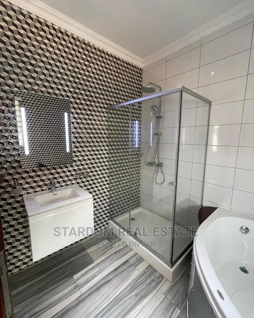 Furnished 3bdrm Duplex in East Legon for Rent