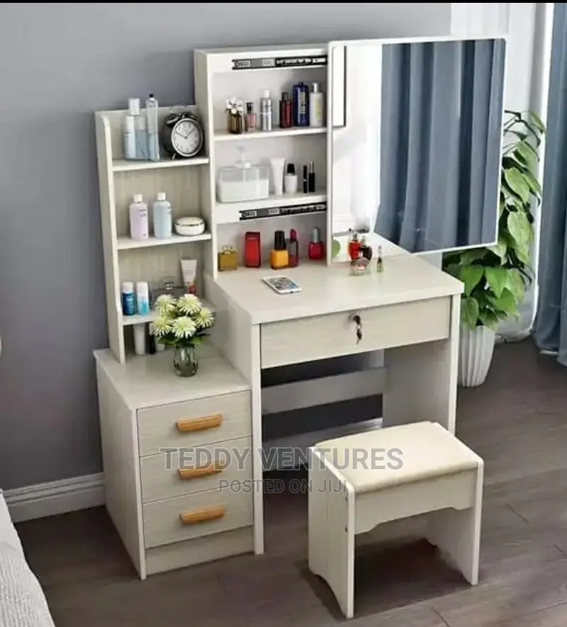 Quality Multipurpose Dressing Mirror(Payment After Delivery)