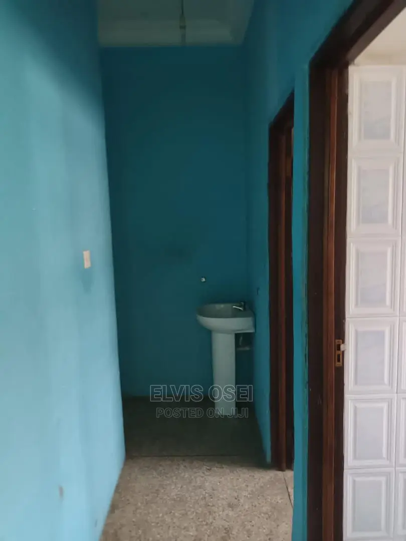 3bdrm House in Lapaz for Sale