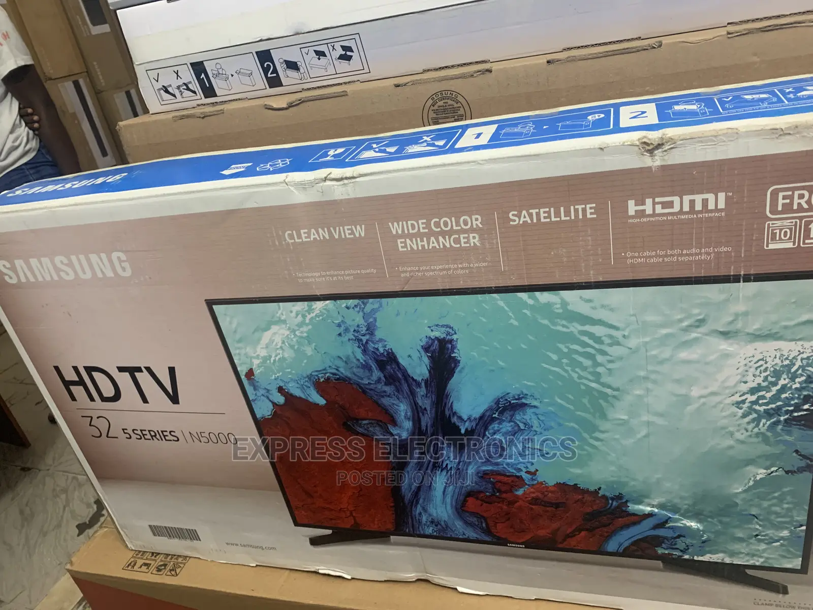High Quality Samsung Full HD Satellite 32”Tv + Wallmount