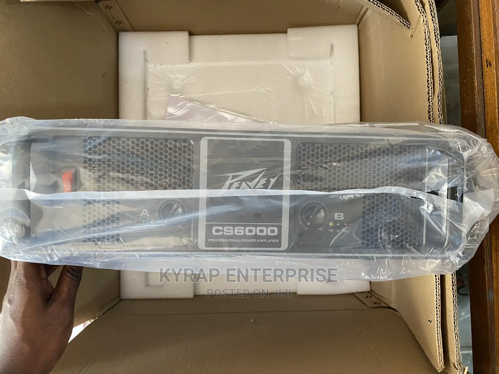 Peavey Cs6000 Amplifier