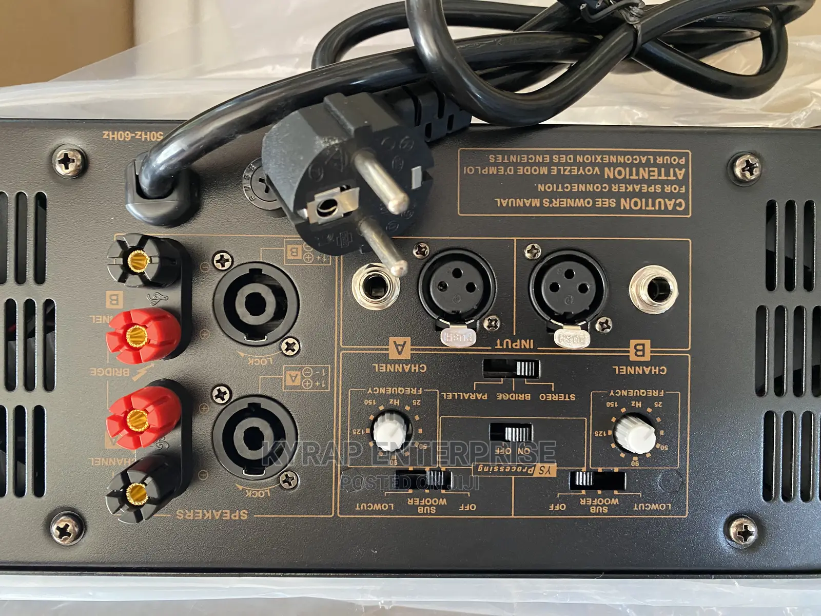 Peavey Cs6000 Amplifier
