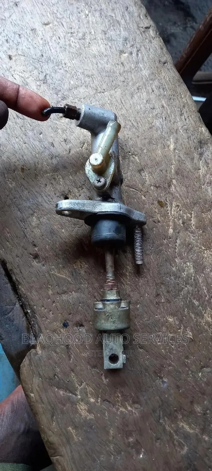 Toyota Fish(Hiace) Clutch Port Available
