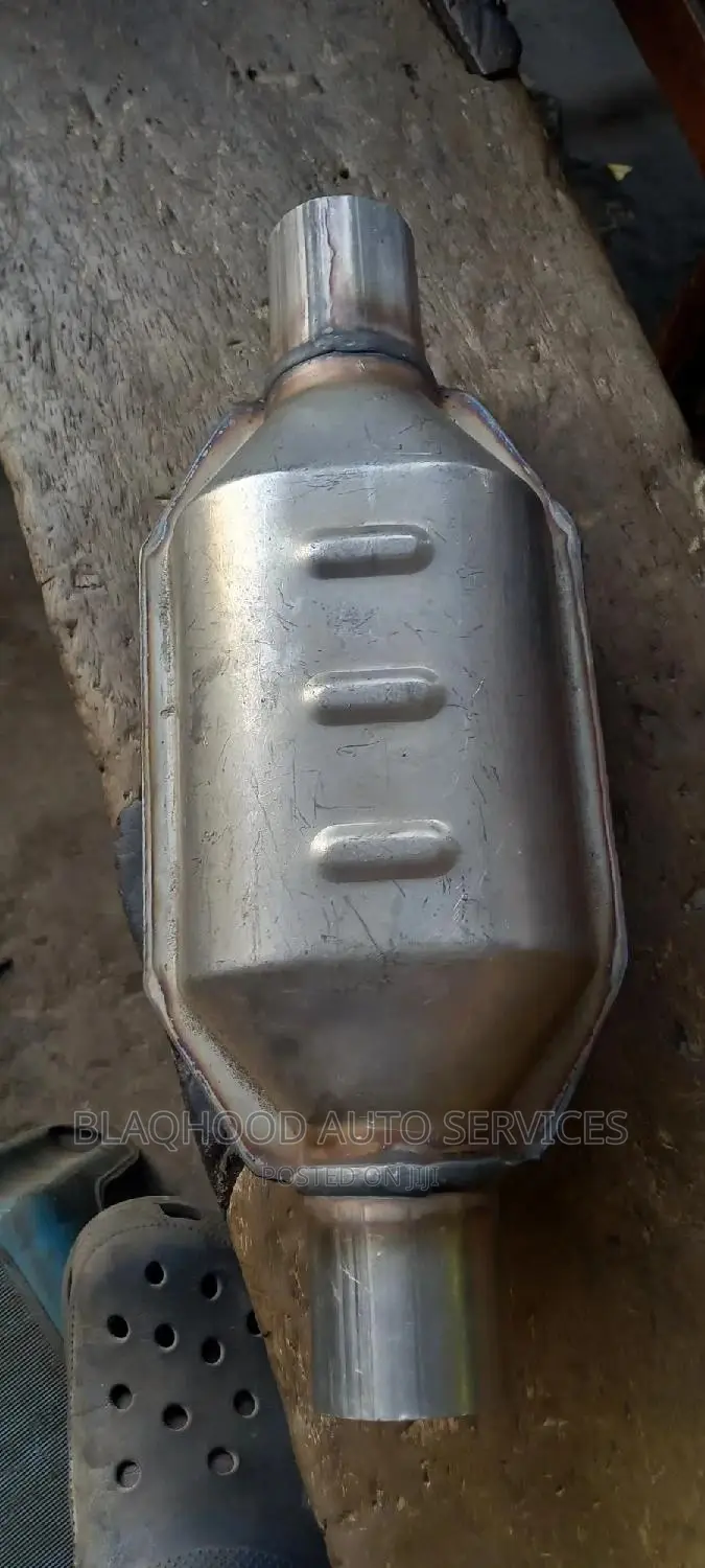 Brand New EXHAUST CATALYTIC CONVERTER for Sale Toyota/Nissan