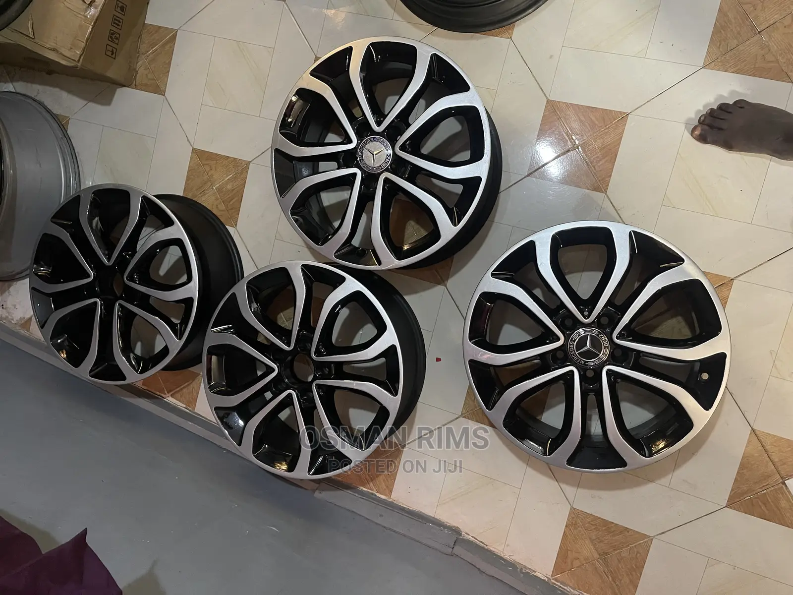 Benz Alloy Rim 17 _