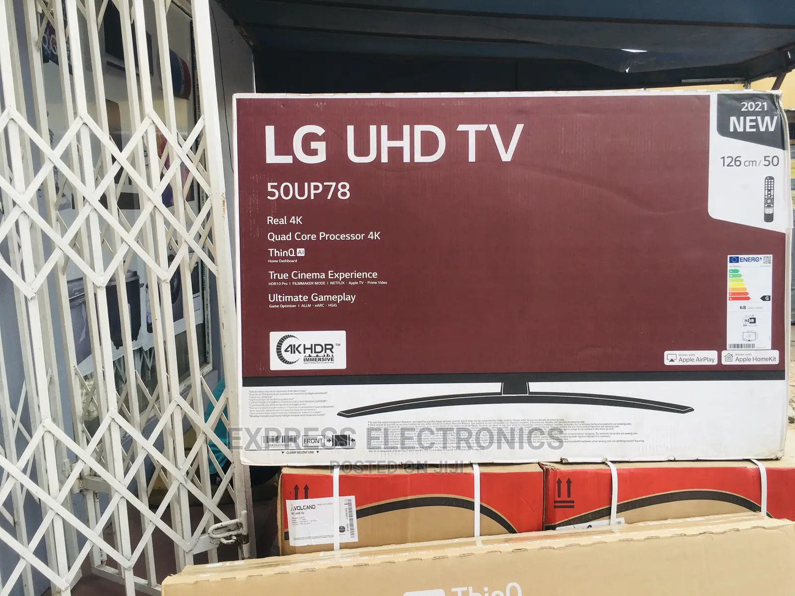 Frameless Slim Design Lg 50”UHD 50UP7800+Tv Guard