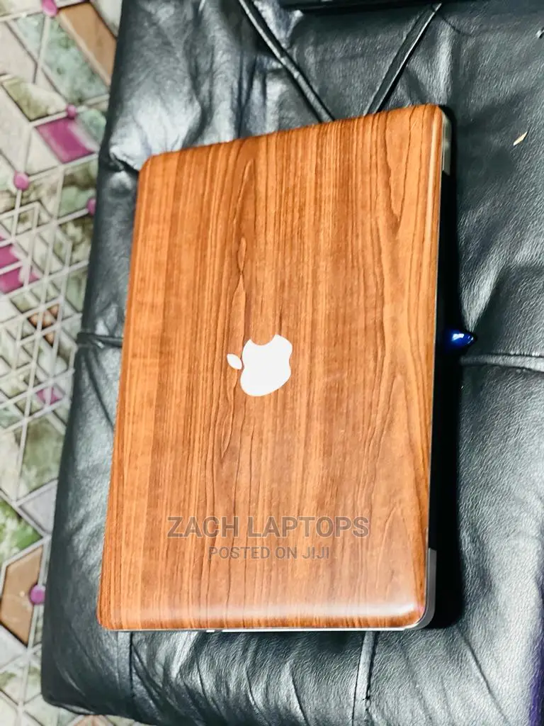 Laptop Apple MacBook 2011 4GB Intel Core I5 HDD 500GB
