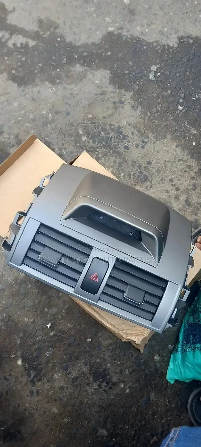 Brand New Toyota Corolla 2012-2013 TOP VENT Available