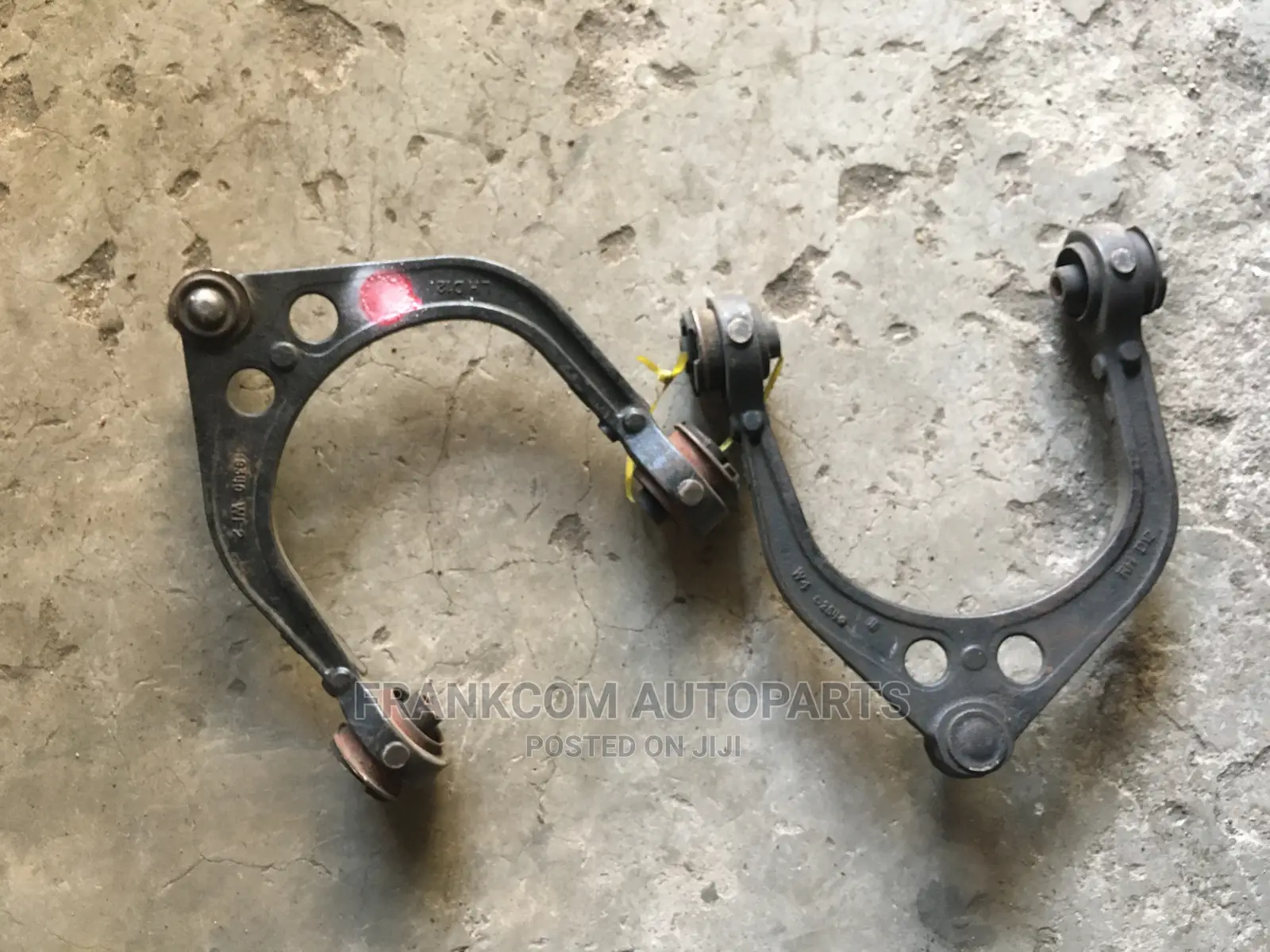 Chrysler 300 Front Upper Arm