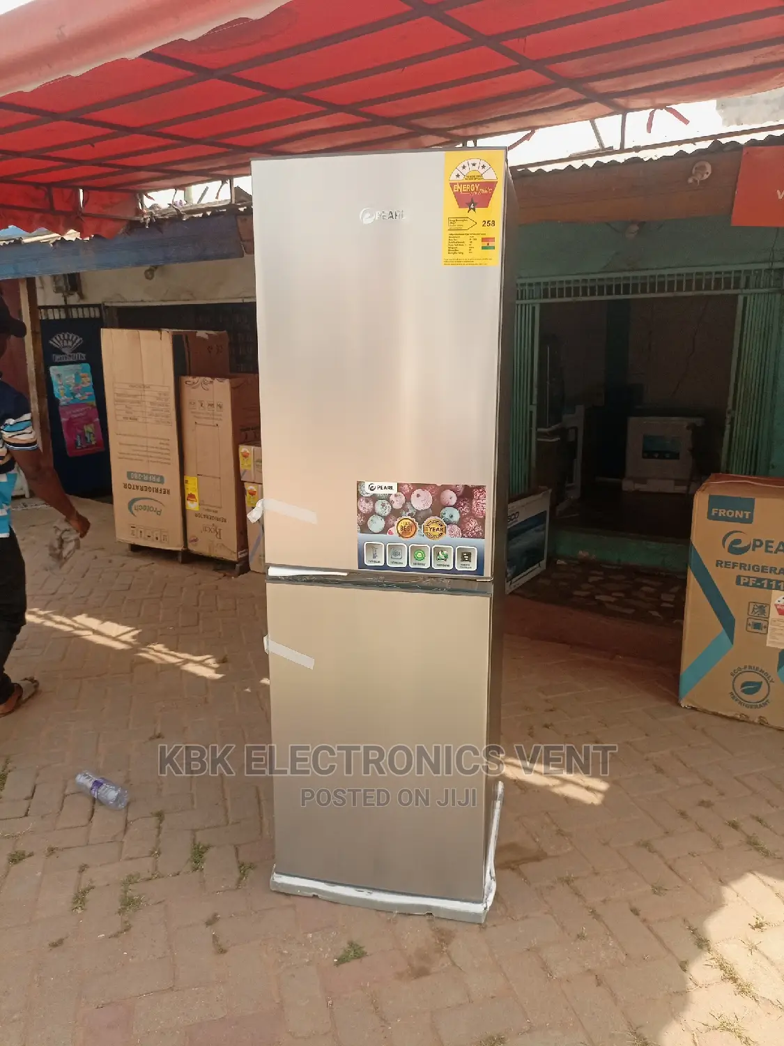 Pearl Fridge 260ltr 50:50 Division Double Door