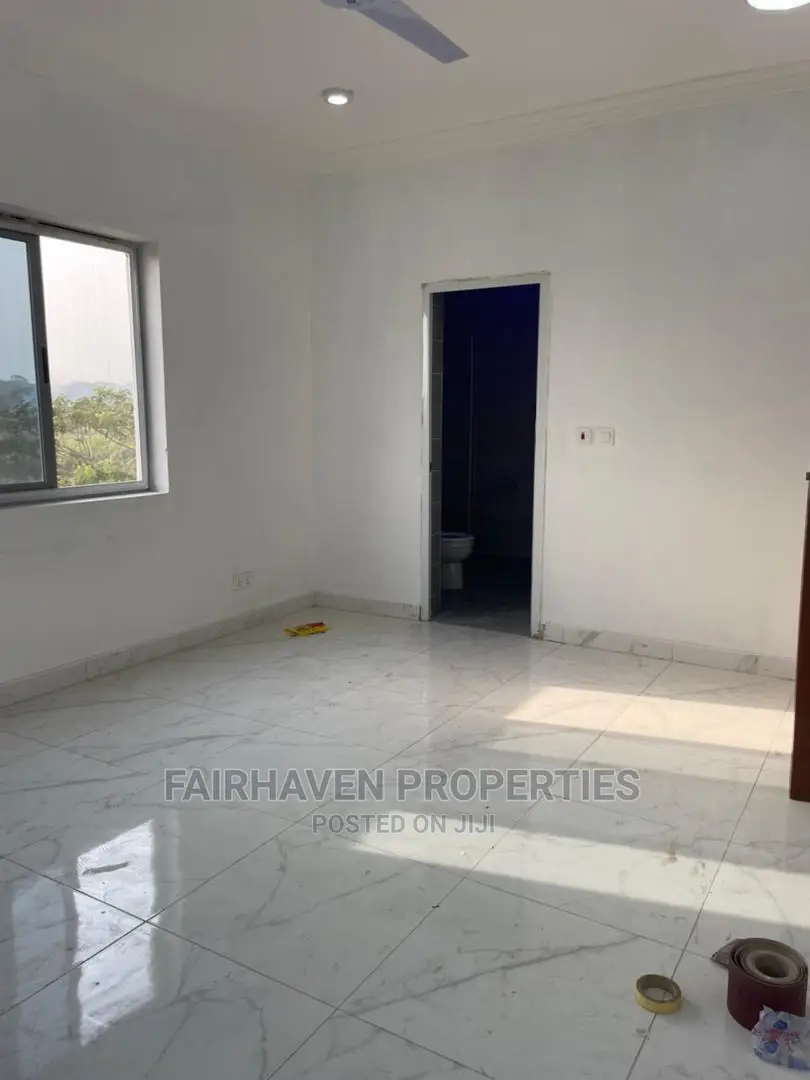 2bdrm Apartment in Tseaddo, Airport Residential Area for rent