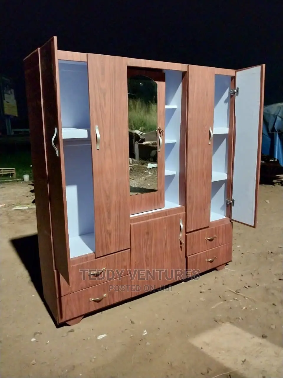 Quantity 4in1 Wardrobe (Payment After Delivery)