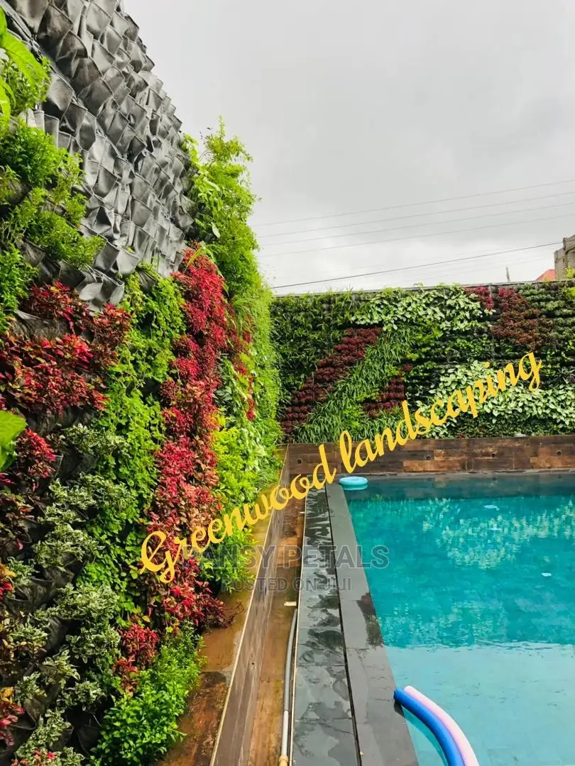 Vertical/Green Wall