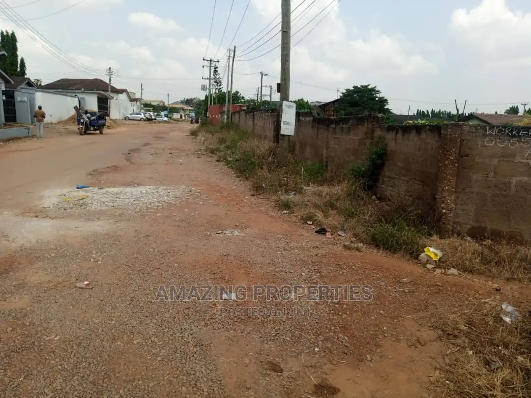 6 ) Plots of Land Situated at Upsa for Sale