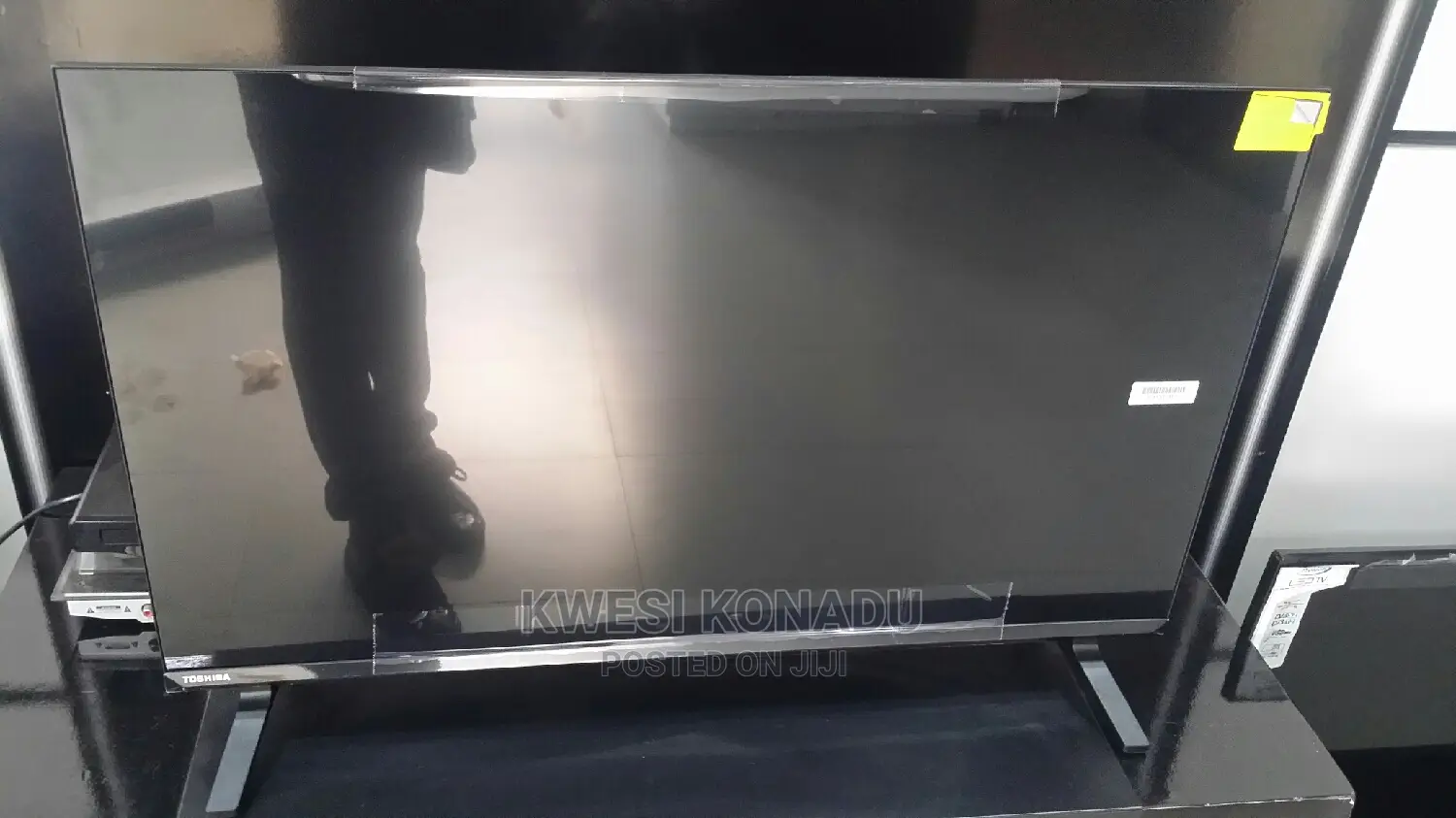 Toshiba 32 Inches Digital / Sartilite Television