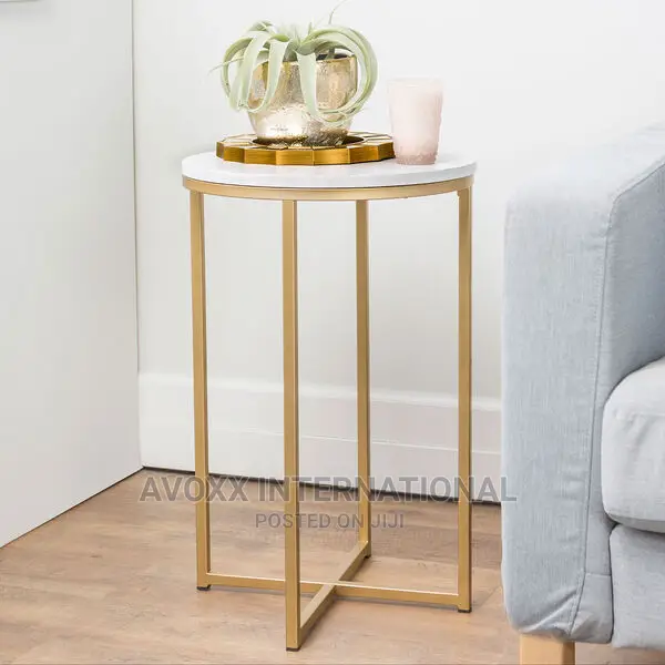 Walker Edison 16" Round Table Marble Finish Gold Metal Base