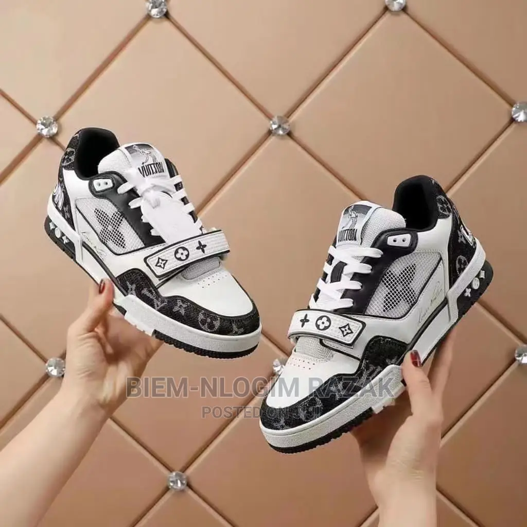 Suoer Quality Luiz Vuitton Brand Sneakers Available