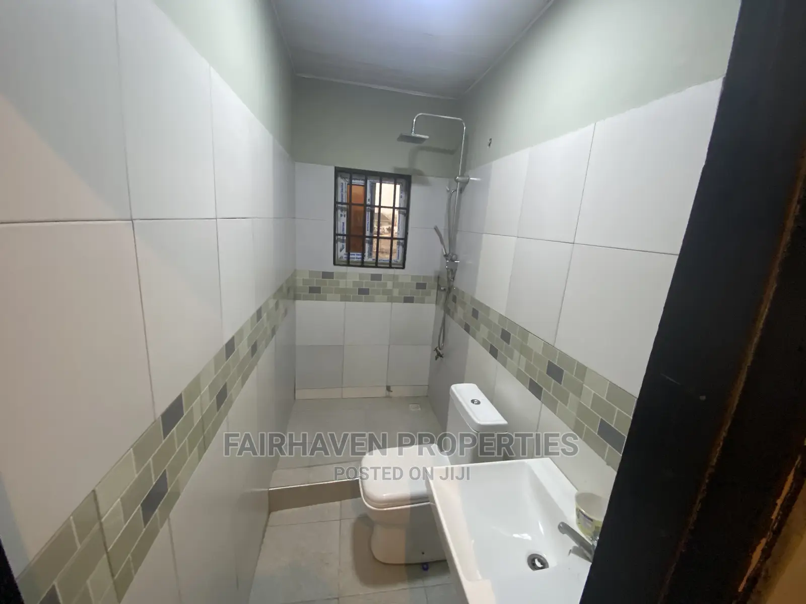 2bdrm Apartment in Tseaddo, Airport Residential Area for rent