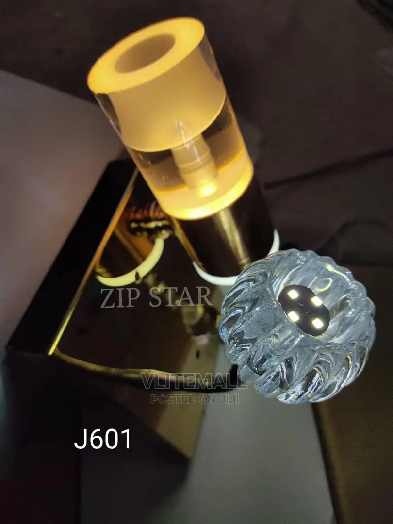 Zip Star Indoor Wall Corner Light