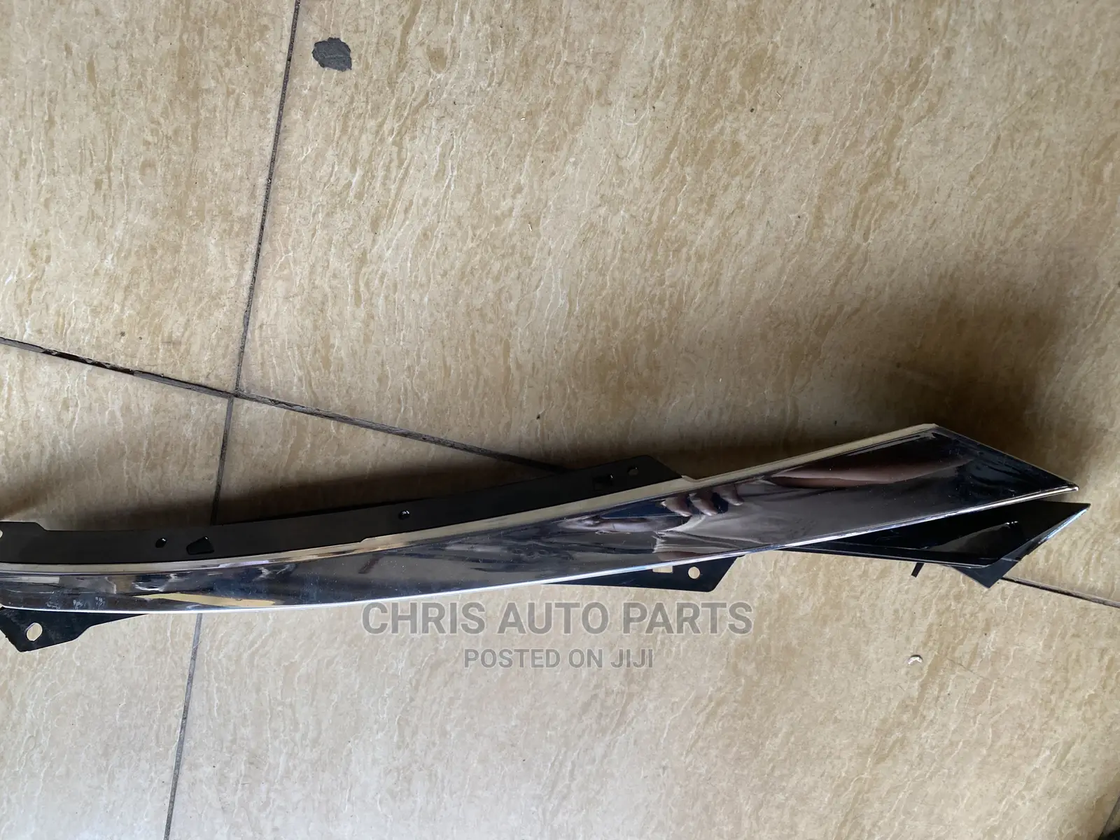 Honda Civic 16 Headlight Shining
