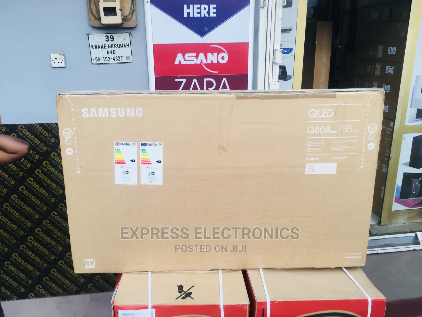  Quality Samsung 55" UHD Smart QLEDTV+ DSTV Decoder