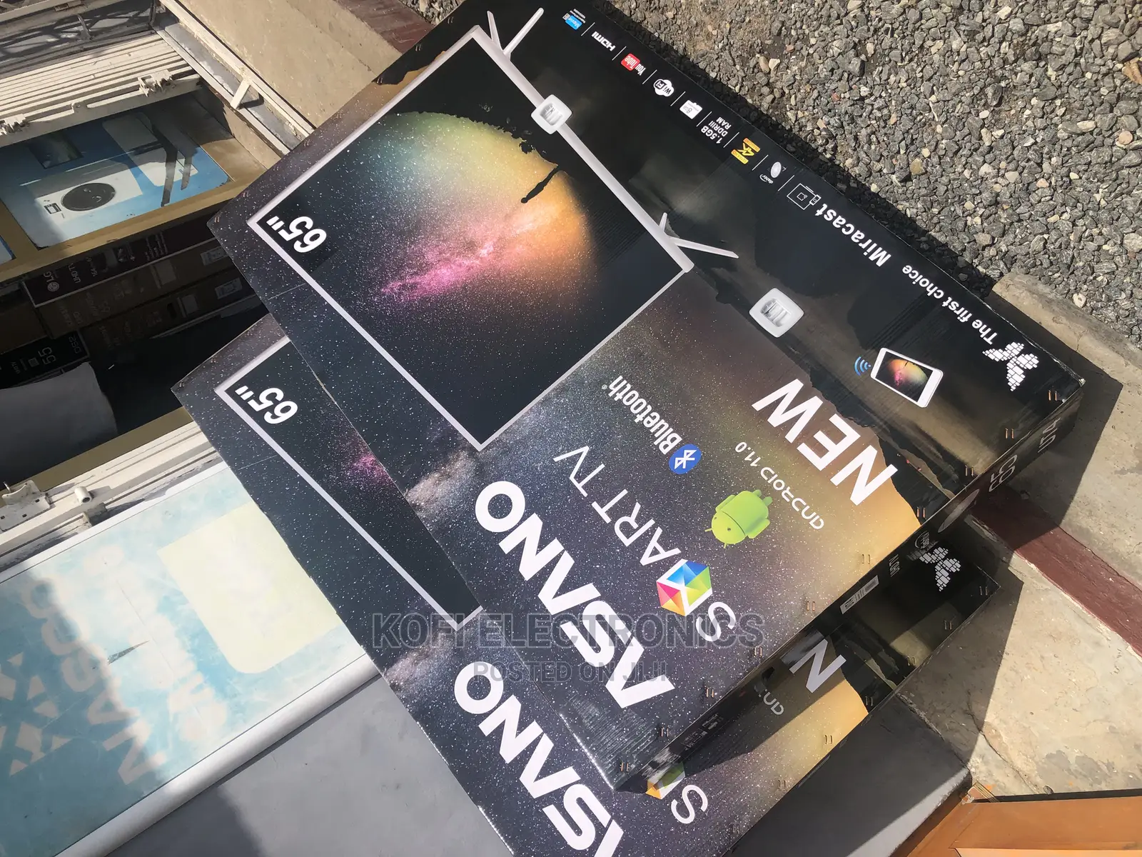 Quality Graphics Asano 65′′ UHD Miracast Smart Satellite