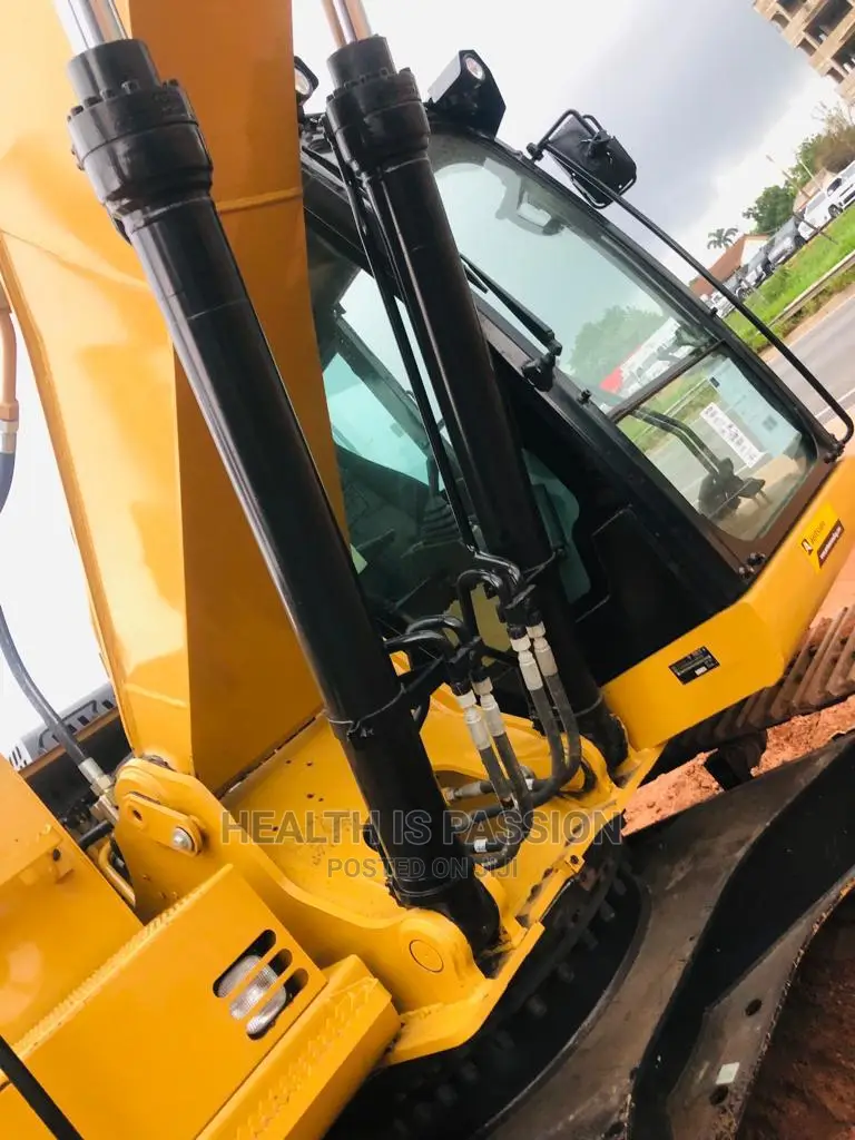 Almost New CAT 320D Instock Right Now.