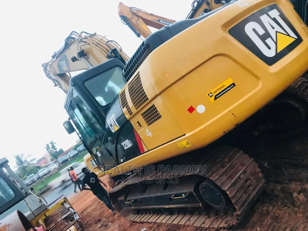 Almost New CAT 320D Instock Right Now.
