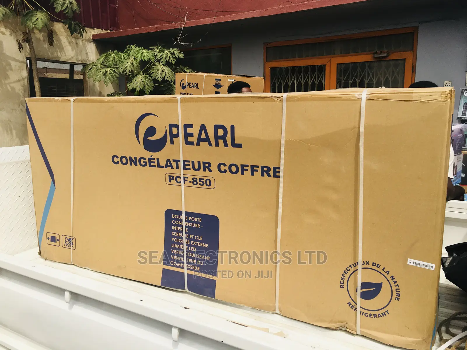 Pearl 708 Litres Double Swing Door Chest Freezer