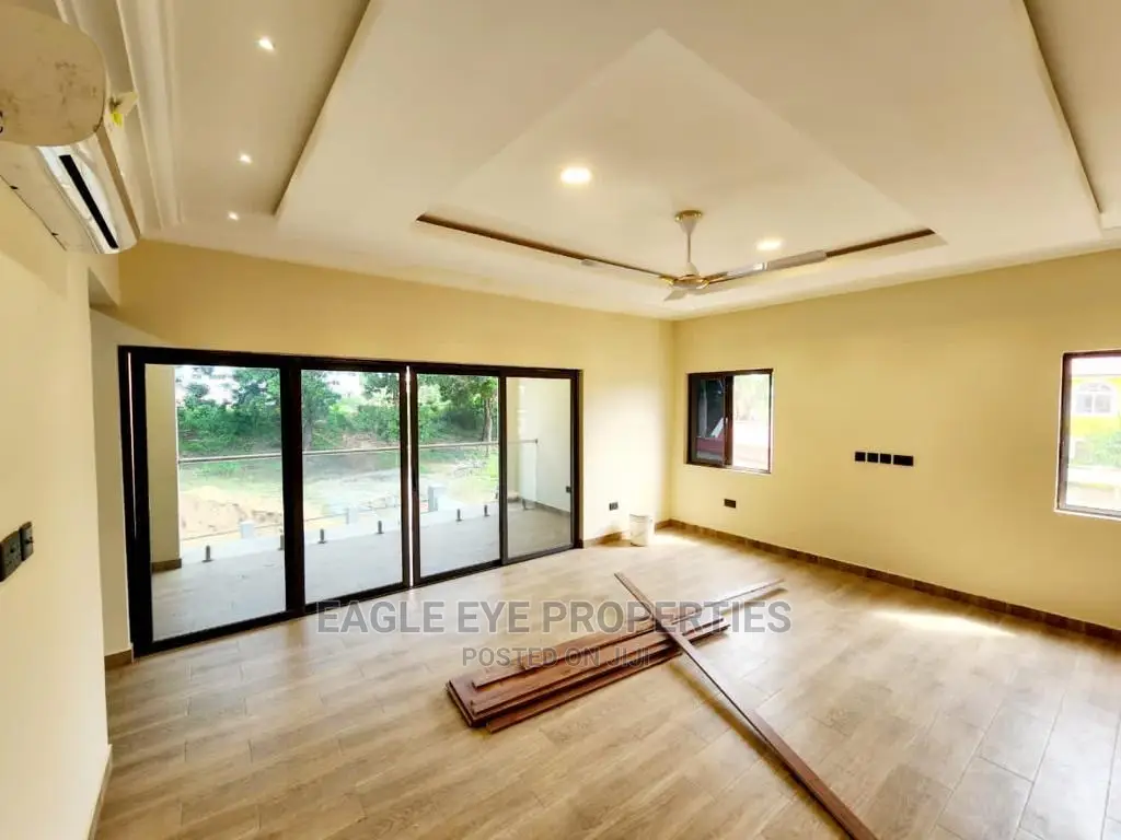 4bdrm House in East Legon for Sale