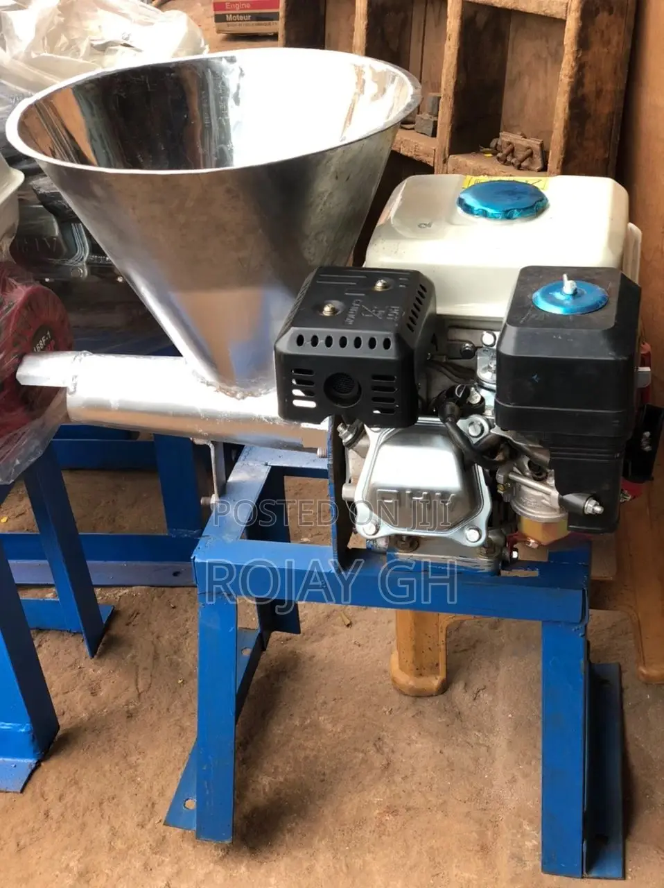 Medium Sized Fufu Machine