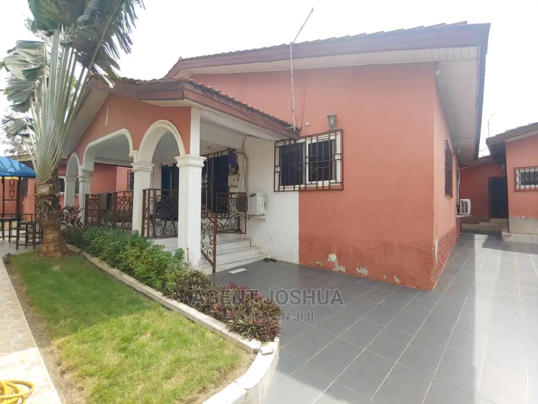 5bdrm House in Manet Court Estate, Spintex for sale