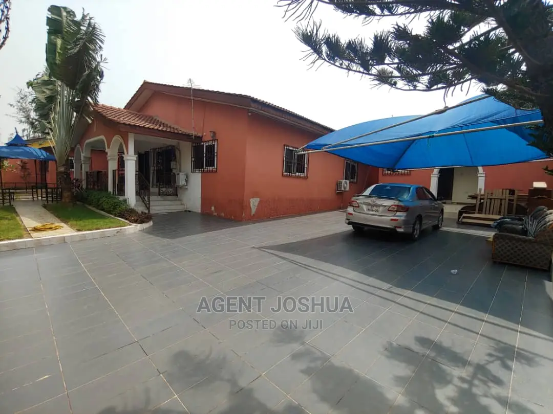 5bdrm House in Manet Court Estate, Spintex for sale
