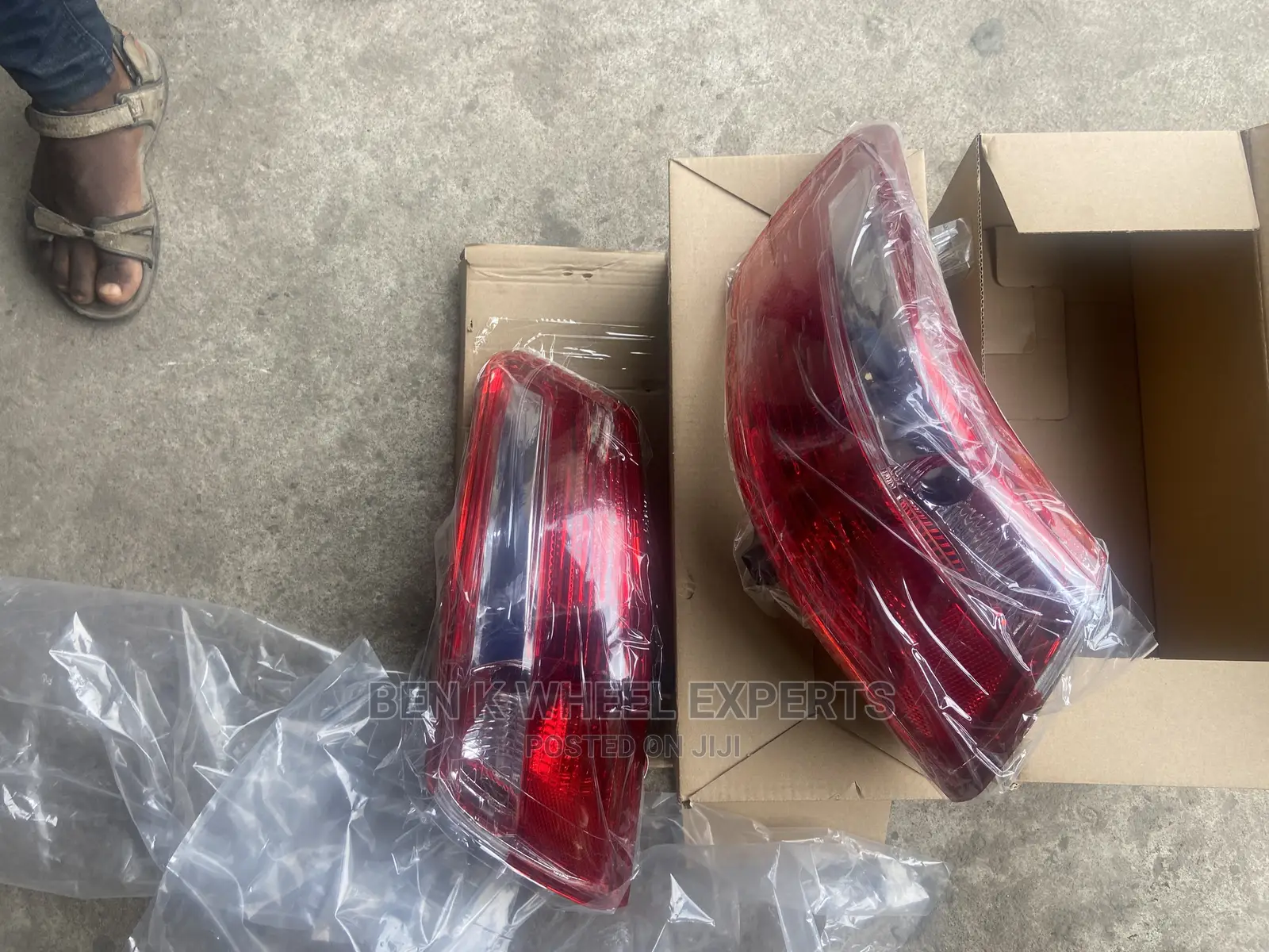 CAMRY TAILLIGHTS (Brand New)