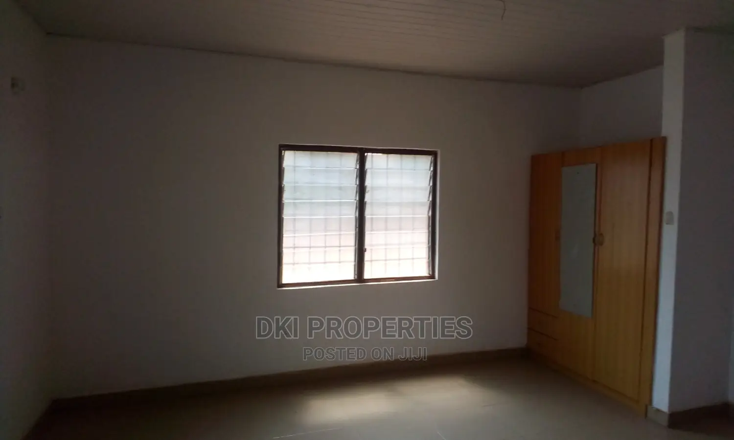 3bdrm House in Dki Properties, Valley View Area for rent