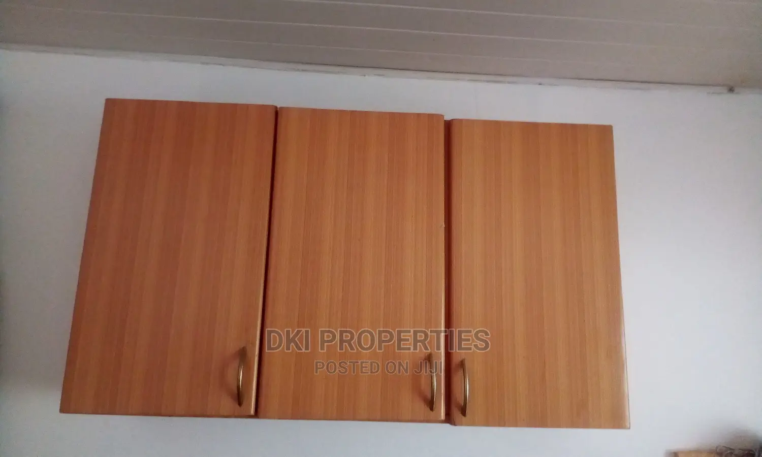 3bdrm House in Dki Properties, Valley View Area for rent