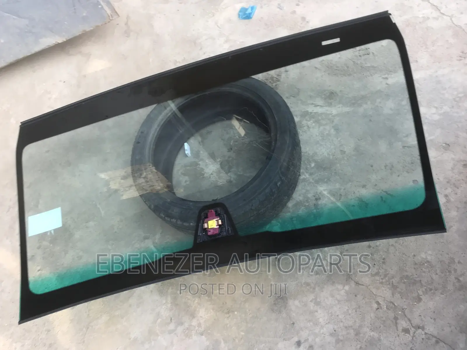 GLC 300 2018 Windscreen