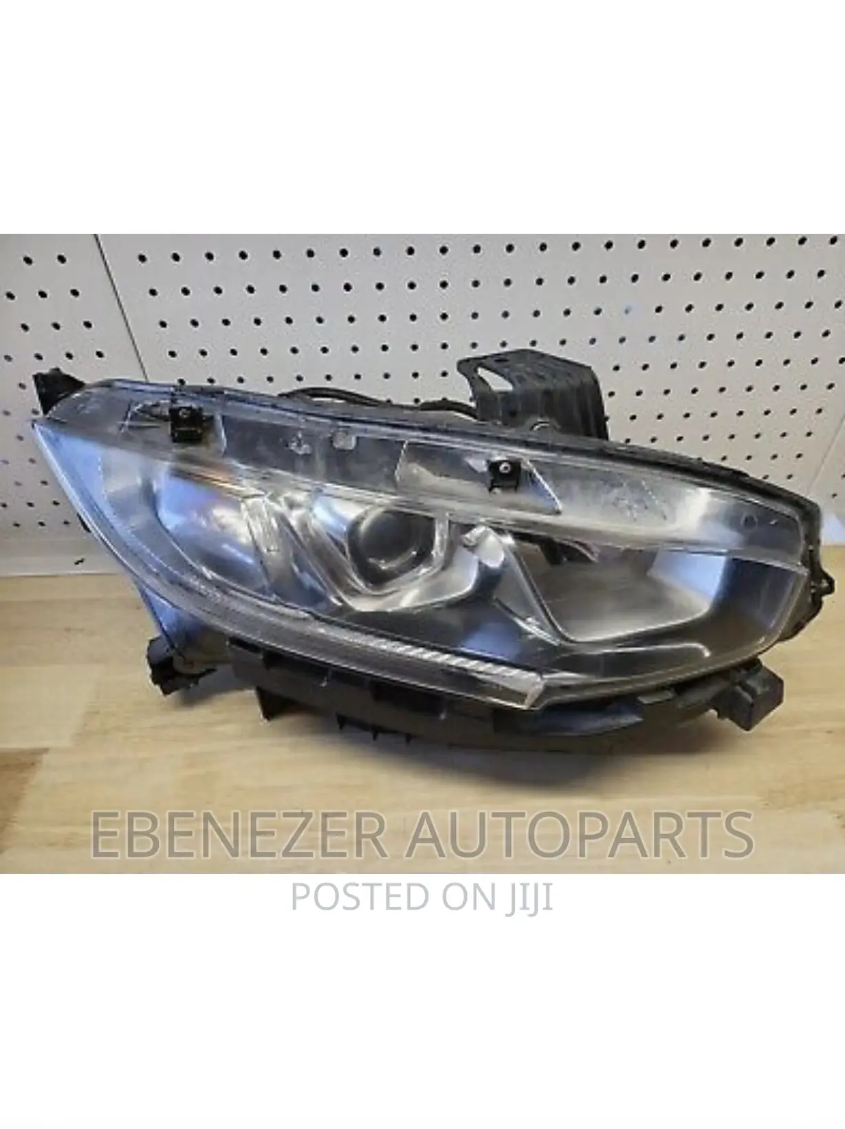 Honda Civic 2016 Headlight