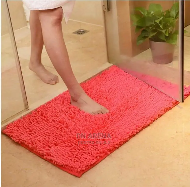 Microfiber Chenille Bath Mat / Rug