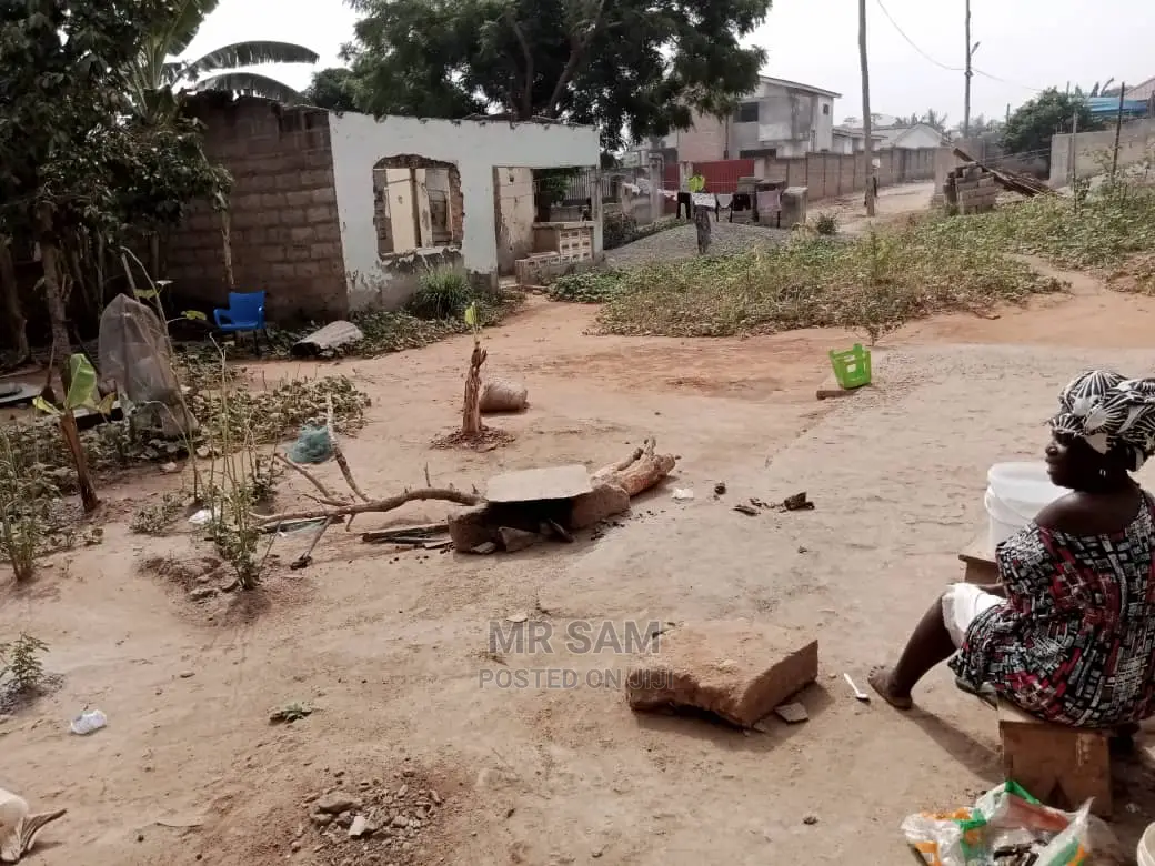 1 Plot for Sale at Arround West Hills Mall